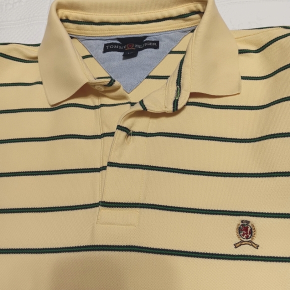 Tommy Hilfiger  Polo Button Collar LG - Picture 2 of 7